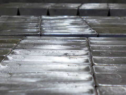 Silberverknappung, Jetzt muss man es haben – auf keinen Fall verkaufen!